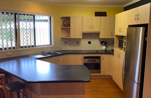 Rainbow Beach House | Indigo Place 1 - Rainbow Beach. Just Metres From The Pristine Surf Beach!. Aircon