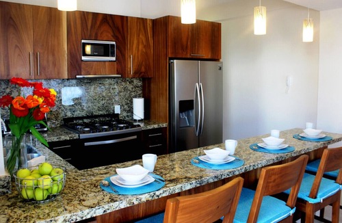 Downtown Puerto Vallarta Condo | INFINITY POOL 1BR Condo in Gringo Gulch