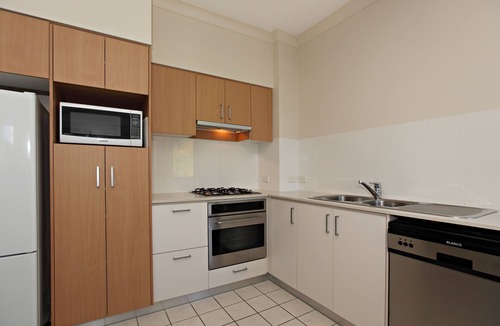 Toowong Apartment | Inn on the Park Apartments