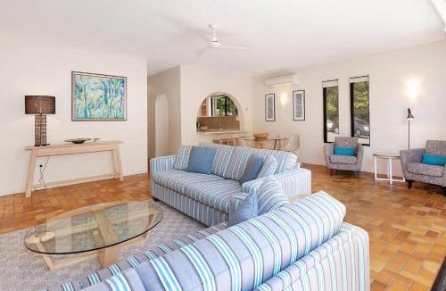 Noosa Heads House | Inviting Balcony, Tranquility by the Beach