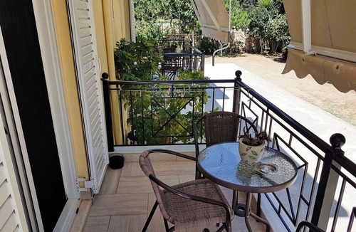 Agia Kiriaki Apartment | Ionian View Gem - Parga Garden Nest
