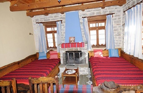 Papigo Cottage | Iris, dreamy cottage!