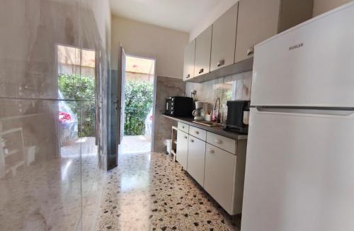 Assos-Lechaio House | Iris Home