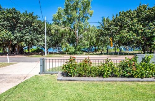 Arcadia Apartment | Island View Apt 1