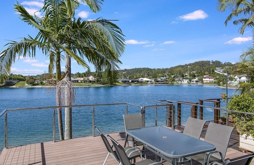Elanora House | Isle Of Palms 120 - Absolute Waterfront Villa - Min. 3 Night Stays!