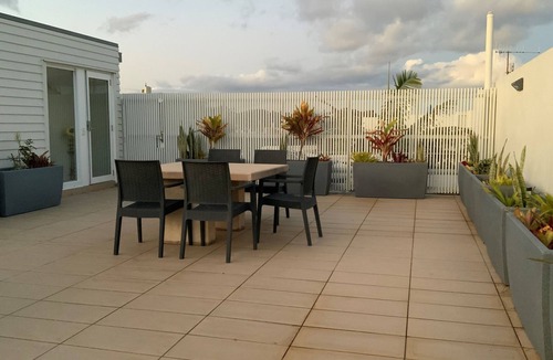 Rainbow Beach Apartment | 'Jemingar's Place' 207 - Rainbow Beach. Plantation Resort Unit - Incredible Views - Top Floor.