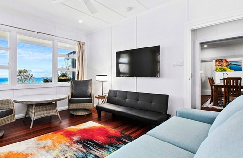 Point Vernon House | K' Gari Dreaming at point vernon