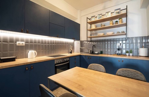 Pangrati Apartment | ☆Kalimarmaro 3BD Apt For Max Fun & Comfortability☆
