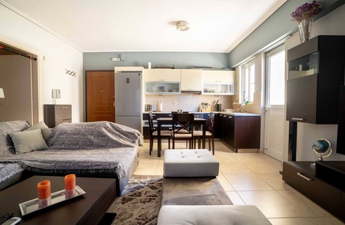 Moschato-Tavros Apartment | Kalithea train station 1bedroom 2persons