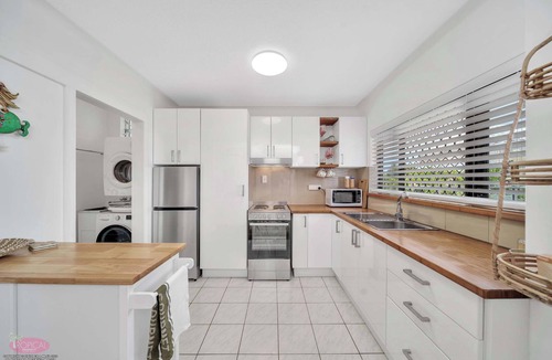 South Mission Apartment | Kamboola 5 Beach Breeze