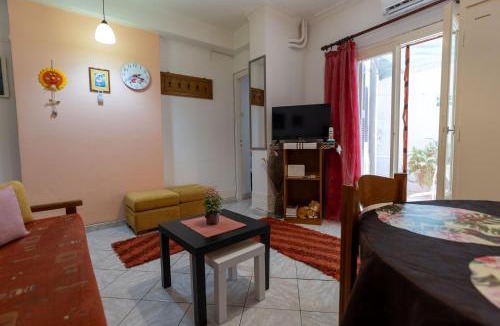 Koukaki Apartment | Katerina`s house near Acropolis