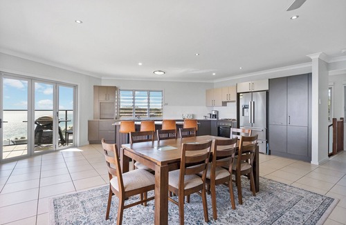 Brisbane Waterfront House | King of the Hill - Tangalooma