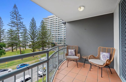 Coolangatta Apartment | Kirra on the Beach - Coastal Contemporary Style