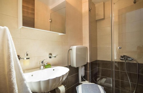 Itea Apartment | Kyan Bay