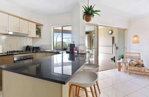 Westcourt Apartment | La Palma Cairns- Resort, 9 Pools & Gym