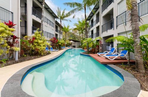 Trinity Beach Apartment | Lagoon Breeze Beachside Living with Resort Perks