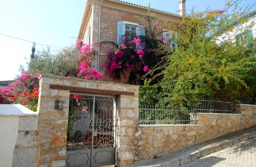 Galaxidi House | Large Greek Ship Captain's Home near ancient Delphi