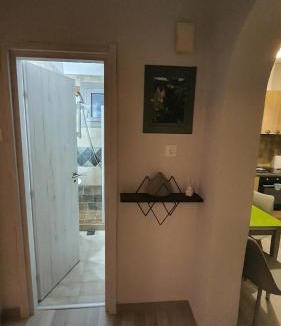 Gythio Apartment | Larry's little place in the center of Gytheio