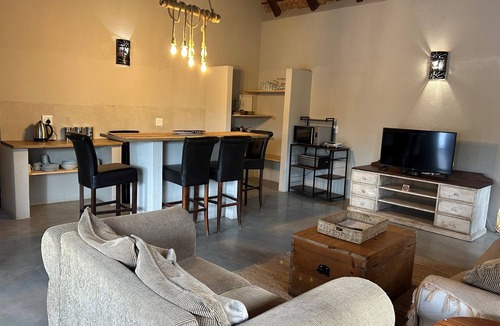 Hoedspruit Cabin | Leadwood Tree Safari Lodge
