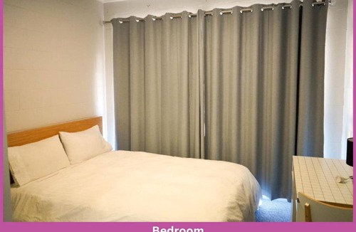 Cranbrook House | *Lge house avail - 5BR 7beds Entire Space w Yard