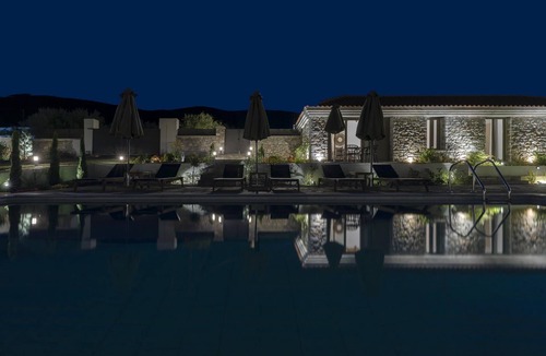 Sourpi House | Lichnos Luxury Studio