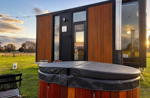 Maindample House | Lilly Pilly by Tiny Away
