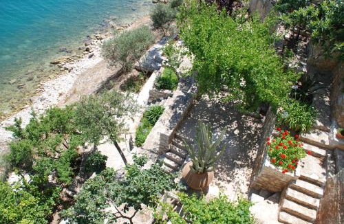 Kiveri Apartment | Linamare Maistro
