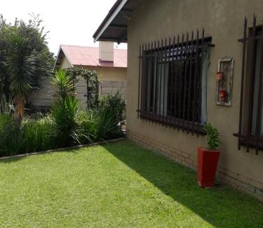 Middelburg Apartment | LISANÉ ACCOMMODATION