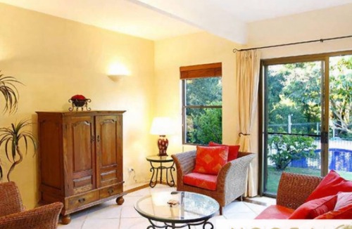 Noosa Heads House | Little Cove Townhouse 3- Enjoy the rainforest surroundings & peaceful ambience with your family