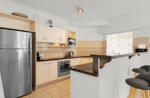 Noosaville Apartment | Located in the heart of the Gympie Terrace Noosaville