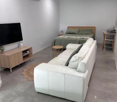 Manly Apartment | Location, location, location - modern studio