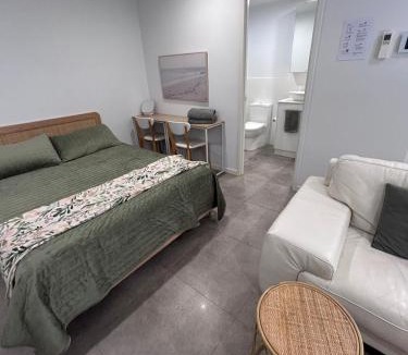 Manly Apartment | Location, location, location - modern studio