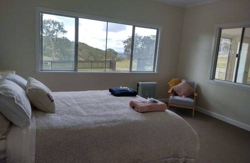 Dalveen Other | Lovely Farm Stay in the Northern Granite Belt. 8 Minutes From Wineries