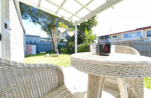 Redcliffe House | Lovely Hidden Gem in Redcliffe