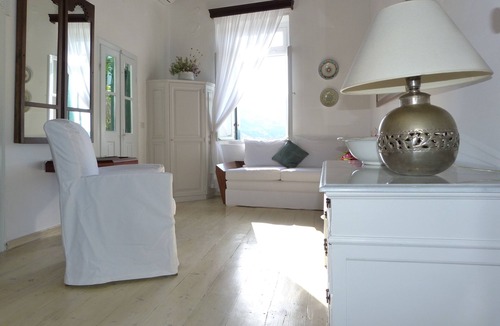 Skiros House | Lovely traditional house in Skyros village