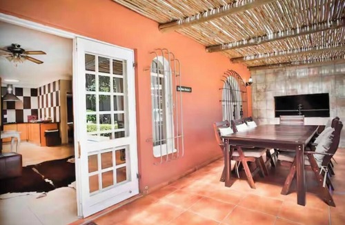 Centurion Cottage | Lovely Two Bedroom Cottage No Loadshedding