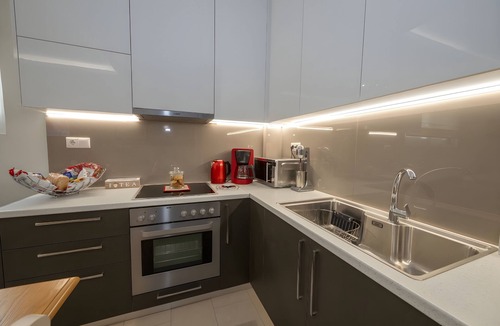 Chalandri Condo | "Lux 1-bedroom condo-L&L Refuge"