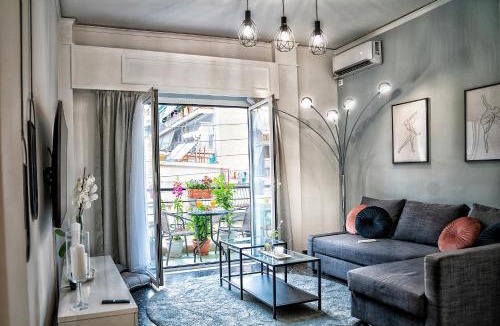 Petralona Apartment | Lux apartment near Acropolis! in the Heart of Athens
