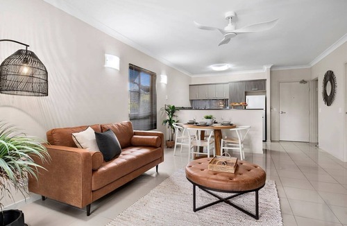 Westcourt Apartment | Lux Cairns - 9 Pools BBQ and Gym