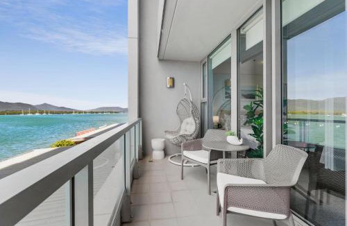 Cairns Central Business District Apartment | Lux Waterfront - prime location Pool Gym & Sauna