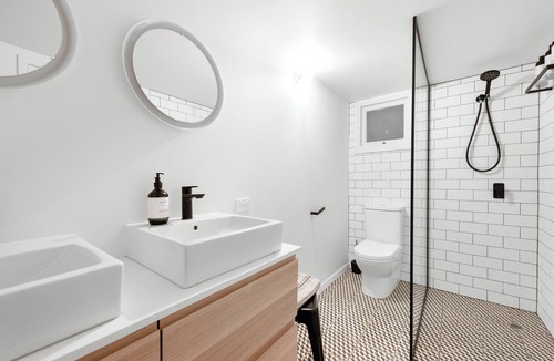 New Farm Apartment | Luxe 2BR Apartment in the Heart of New Farm – Lifestyle, CBD & Attractions
