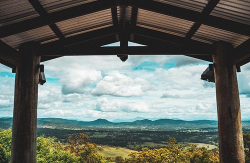 Sarabah House | Luxurious Retreat|Heated PoolO'Reilly's Canungra Vineyard|Gold Coast Hinterland