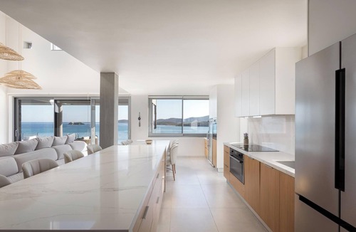 Karystos Villa | Luxurious Seafront Villa Karystos