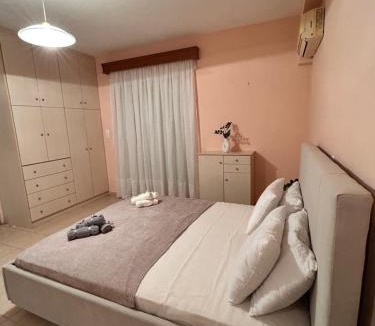 Xiropigado Apartment | Luxury Beach House Perfect For Vacations