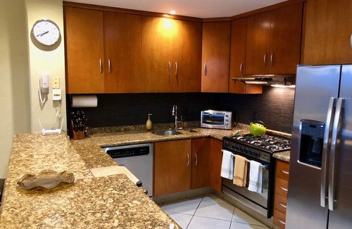 Romantic Zone Condo | Luxury Condo Perfect Location in Old Town-Romantic Zone Beach. WITH NO HILLS!