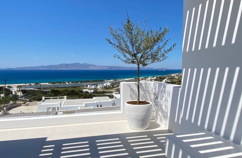 Naxos Villa | Luxury contemporary property in Naxos, up to 16 guests.