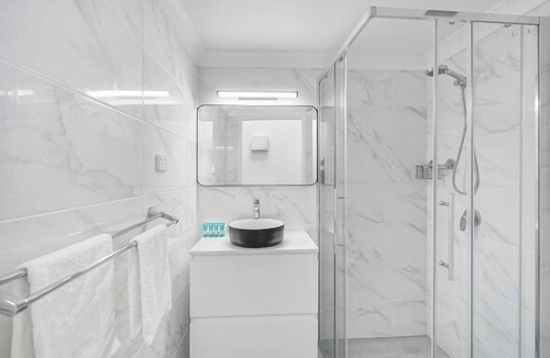 Trinity Beach Apartment | Luxury Escape in Trinity Beach!