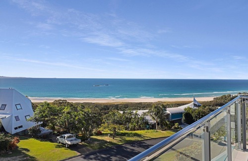 Point Lookout House | Luxury, magnificent views, space and swimming pool