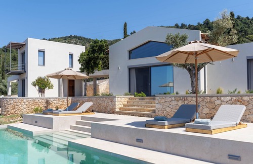 Evgiros Villa | Luxury new Villa Limni with stunning sea views and near to the best beaches