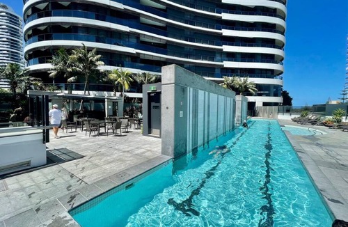 Broadbeach Apartment | Luxury Oracle Central Broadbeach 906